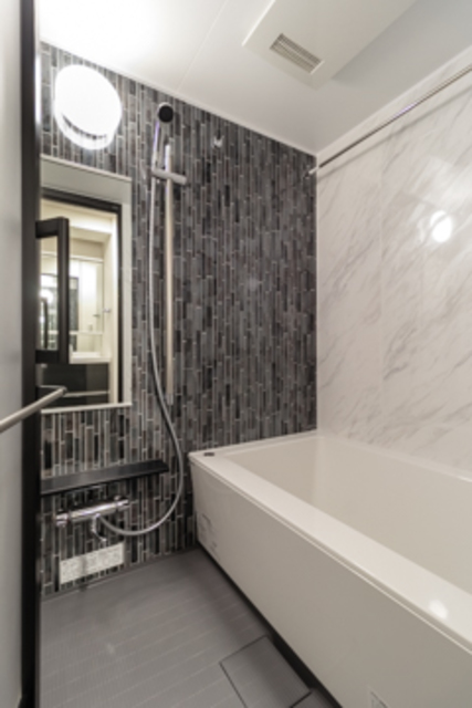 一坪風呂でリラックスを♪
※写真は同タイプ住戸です。