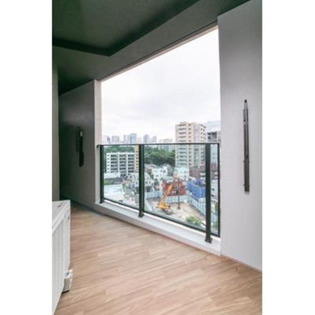 バルコニーはゆとりがありますね。※写真は同タイプ住戸です。