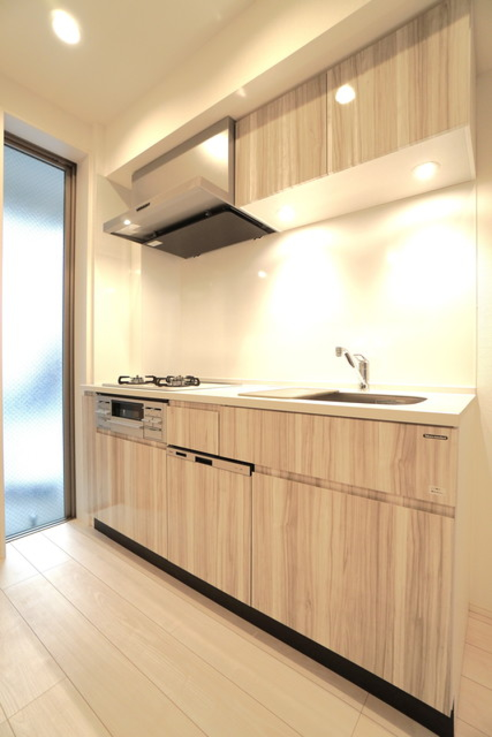 ３口のガスコンロが導入。※写真は同タイプ住戸です。