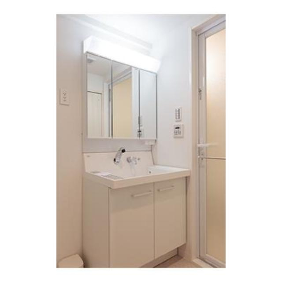 嬉しい独立洗面台。※写真は同タイプ住戸です。