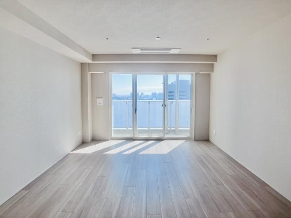 バルコニーからの東京湾ビュー