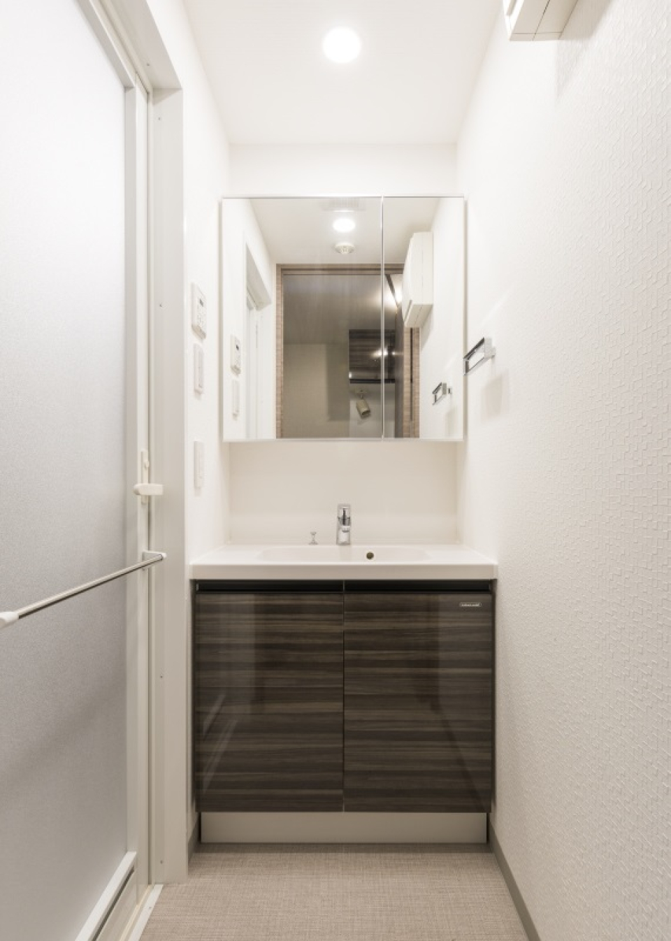 嬉しい独立洗面台。