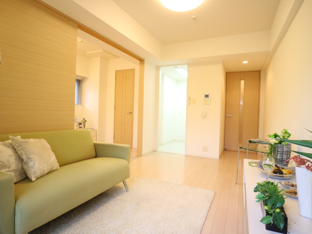 空間が扉で区切られています。※参考写真