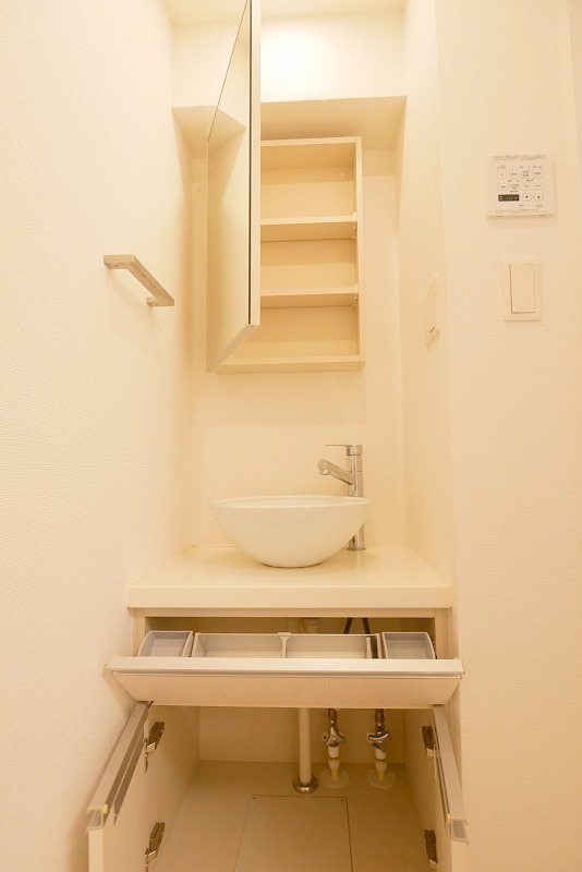 嬉しい独立洗面台。