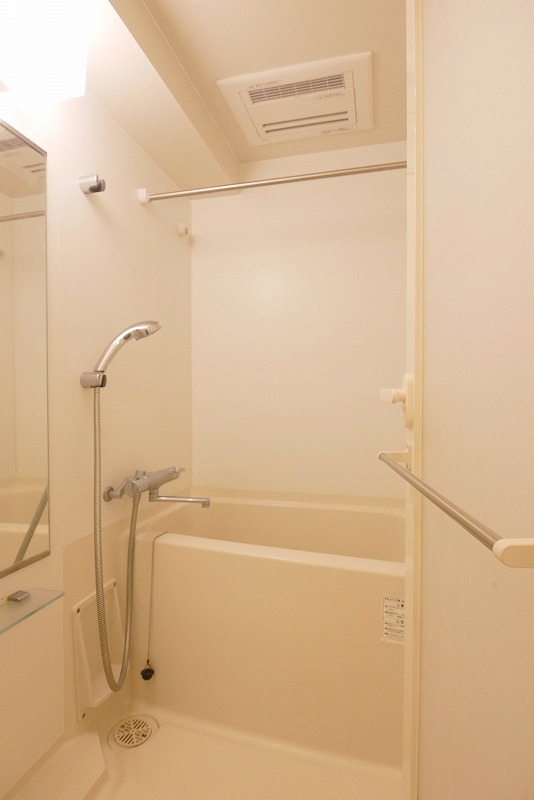 浴室の様子です。