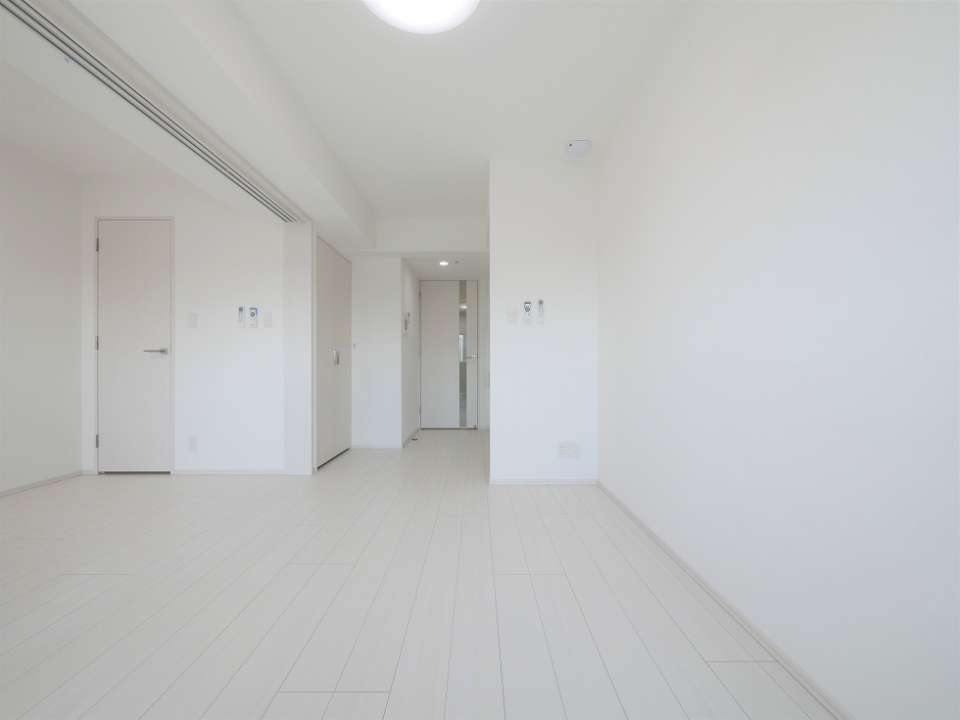 真っ白いお部屋へようこそ！