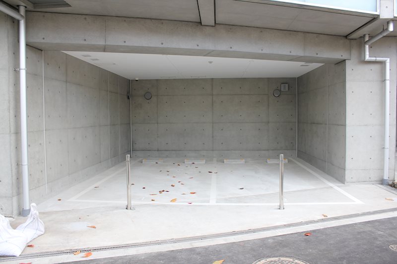 駐車場は空き要確認です