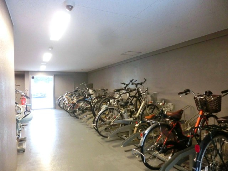 屋根付きの駐輪場は嬉しいですね！