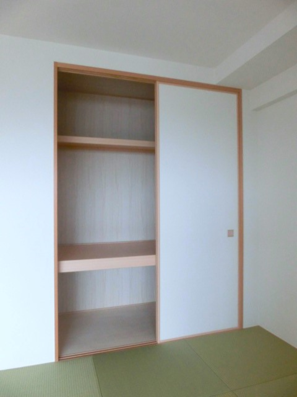 押し入れも付いていますよ～