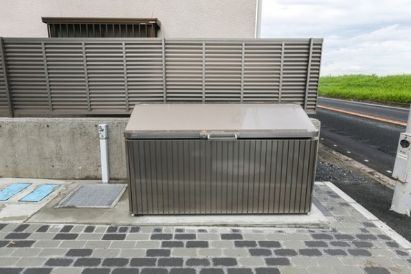 敷地内にゴミ捨て場があります