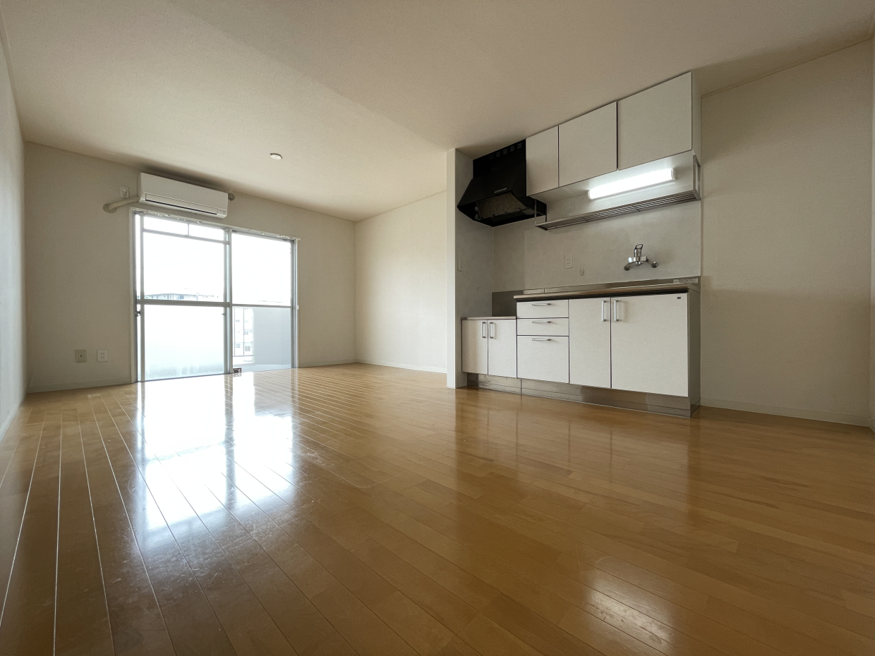 LDKは陽当たり抜群です！！