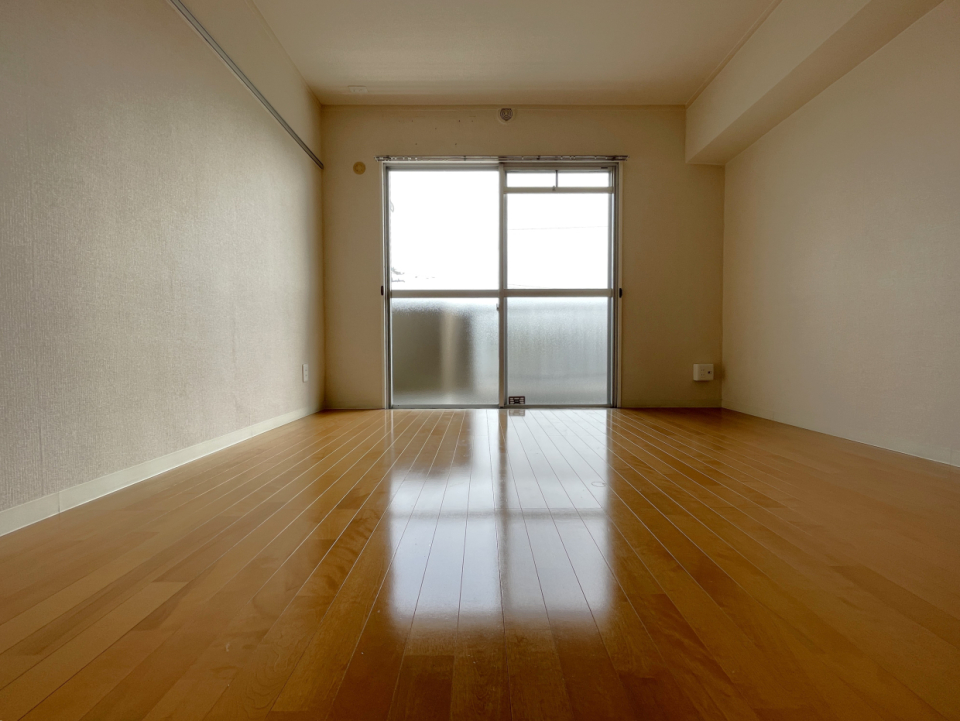 南側の洋室は明るいです