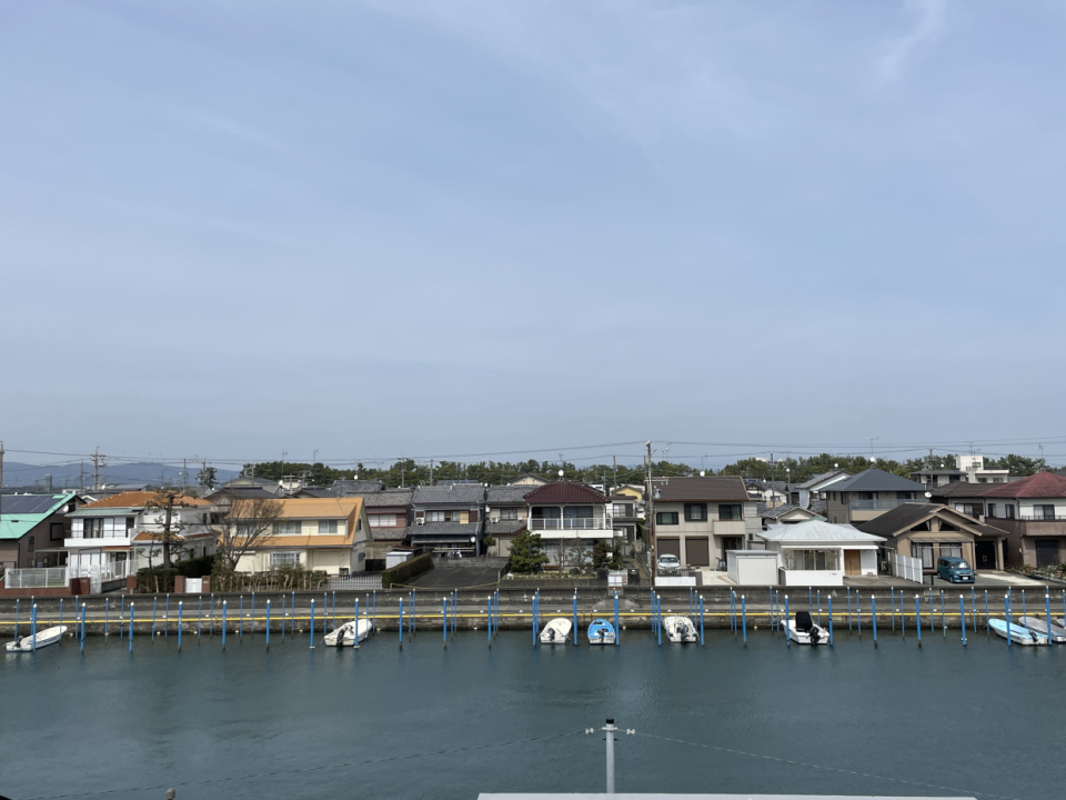 北側のベランダからは浜名湖が見えます♪