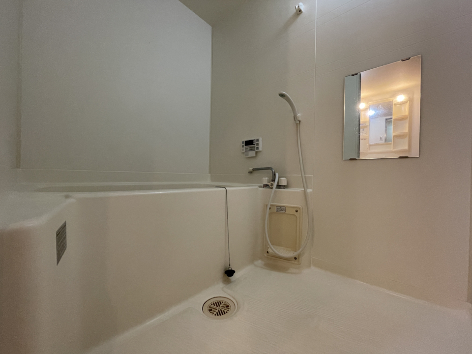 お風呂は追い炊き機能付き