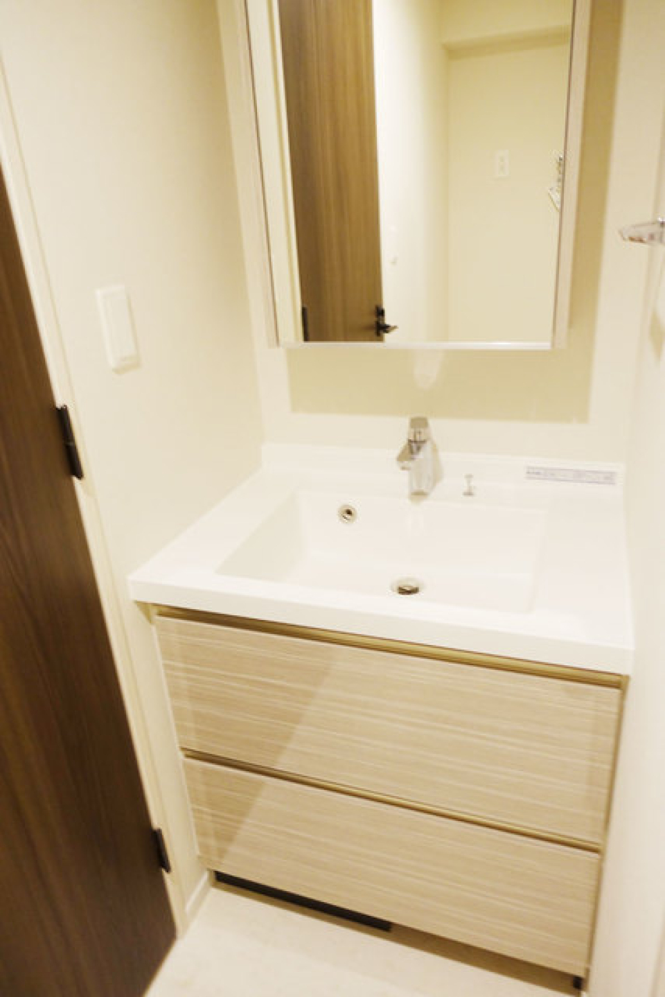 嬉しい独立洗面台。※写真は同タイプ住戸です。