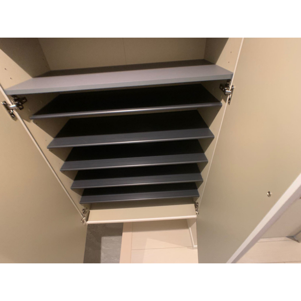 シューズボックスを開けた時の様子。