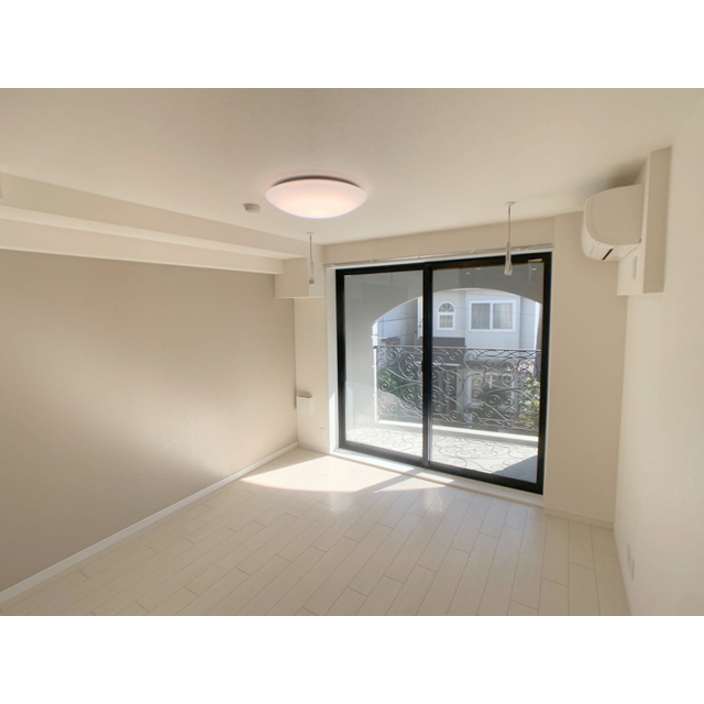 太陽の日差しが入った時の様子です。