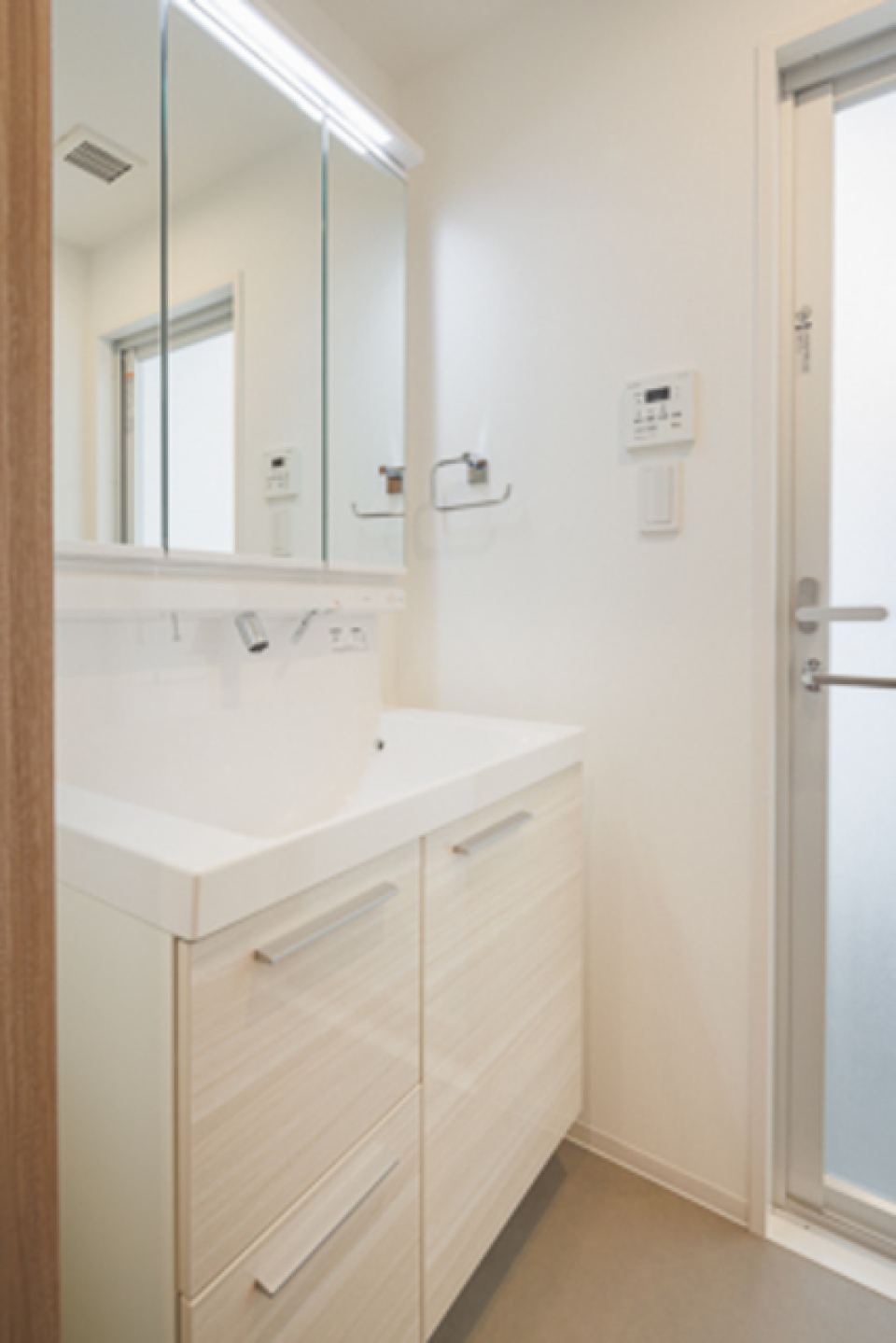 嬉しい独立洗面台。※写真は同タイプ住戸です。