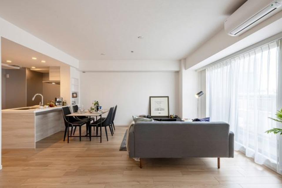 9.6帖のリビングダイニング。※写真は同タイプ住戸です。