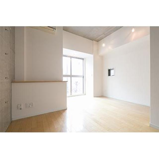 壁際のライトがオシャレですね！※写真は同タイプ住戸です。