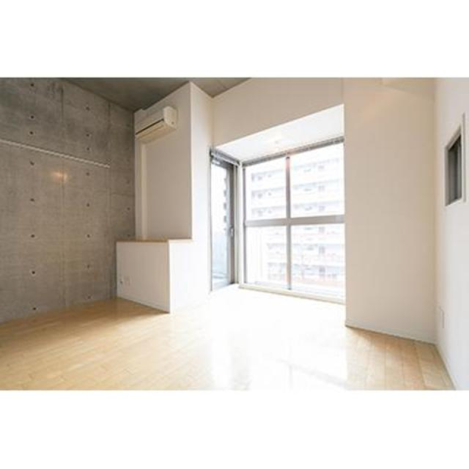 ９．５帖のお部屋です。※写真は同タイプ住戸です。