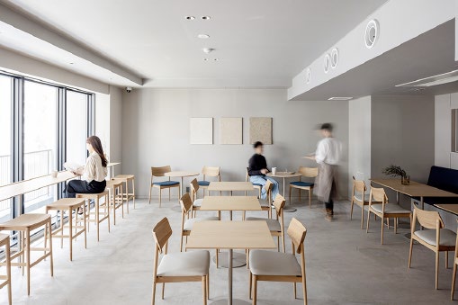 Caf&eacute;のような空間です。