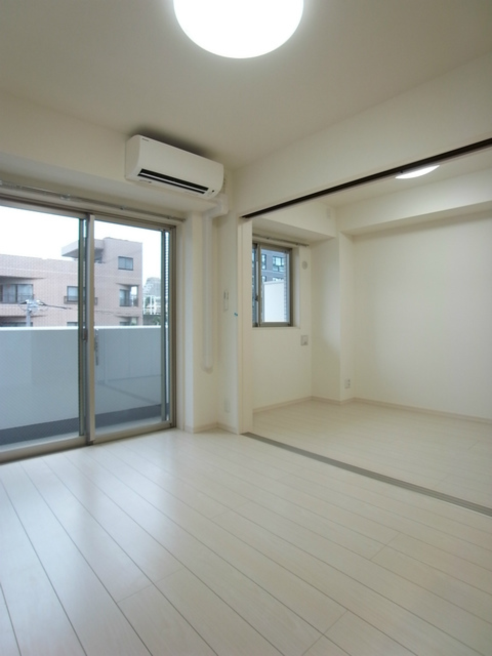 開閉式の扉で部屋の大きさも自由自在