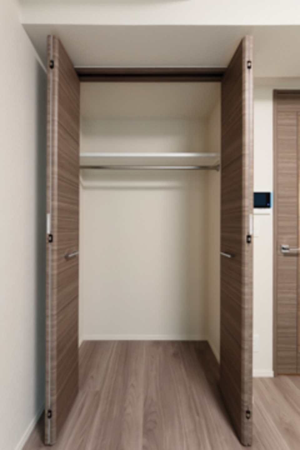 収納もこれだけのスペースがあります！
※写真は同タイプ住戸です。