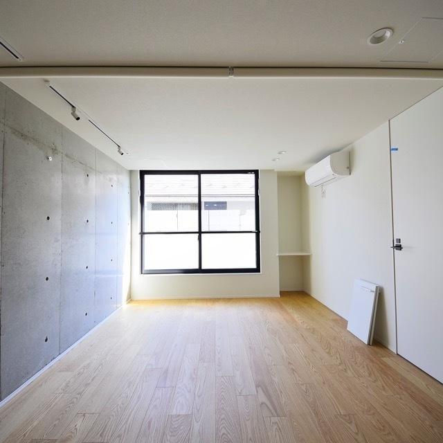 コンクリート壁がおしゃれ