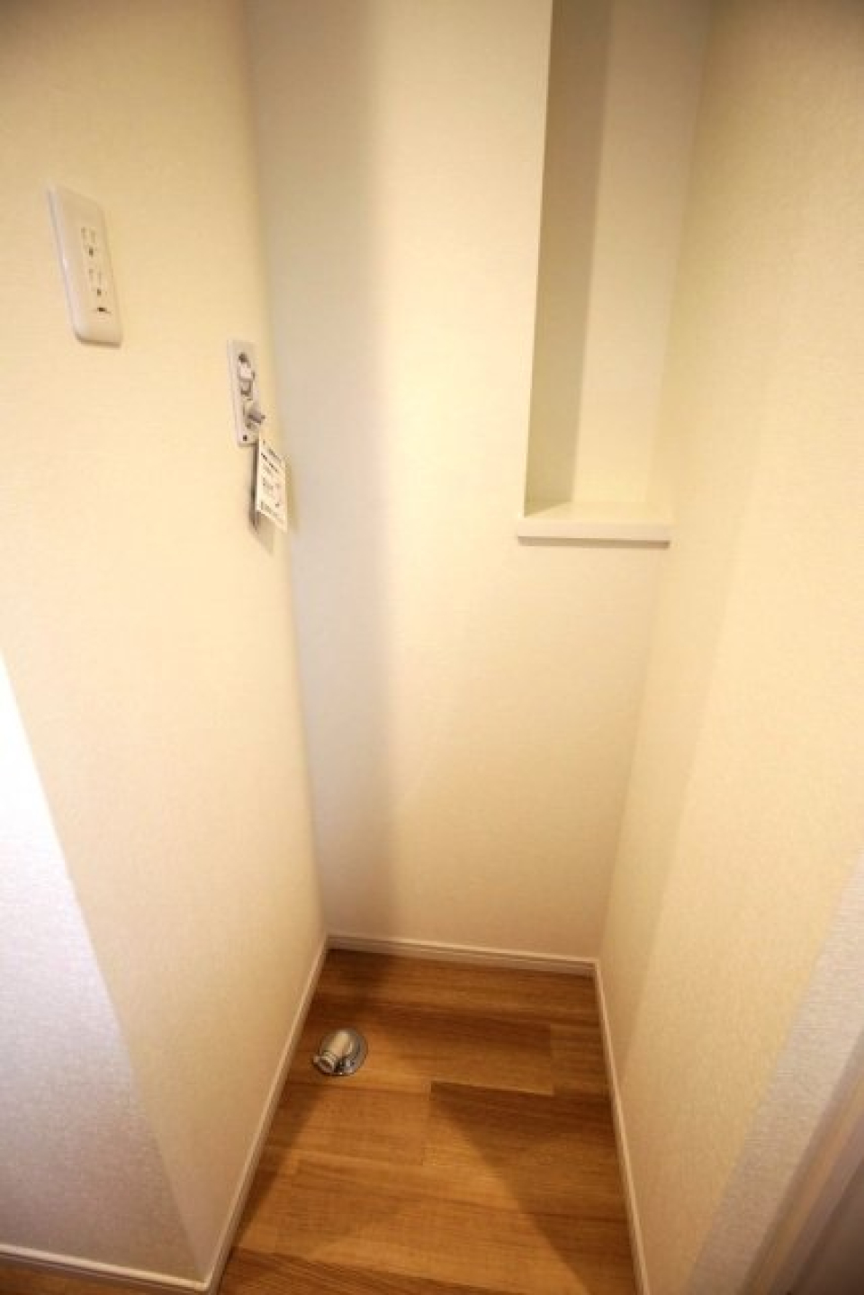 室内にちゃんと洗濯機置場もありますよ！