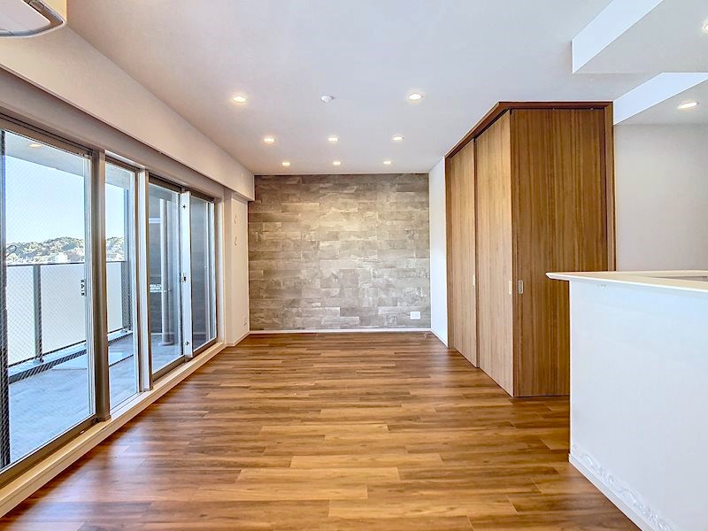 窓が大きくて明るい！