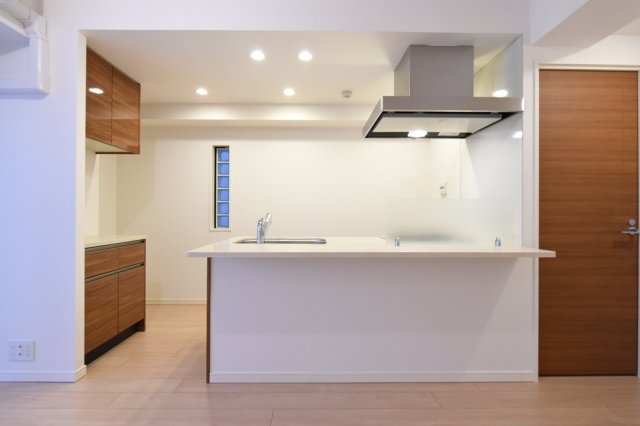 ３．７帖のキッチンになります。