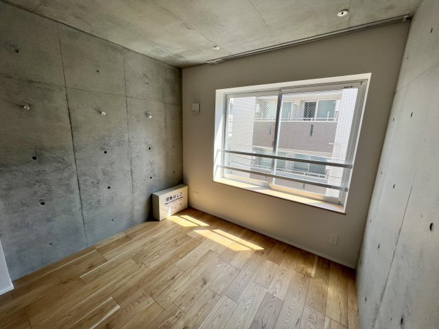 ６．１８帖の洋室です。