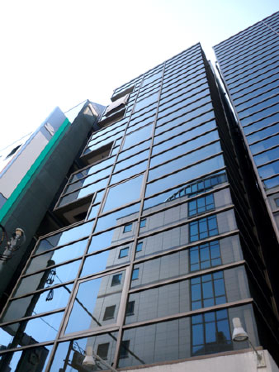 スタイリッシュな外観