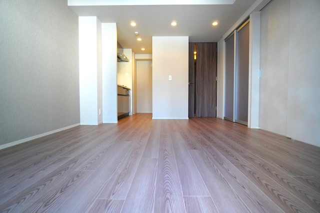 １０．９帖の洋室です。※写真は同タイプ住戸です。