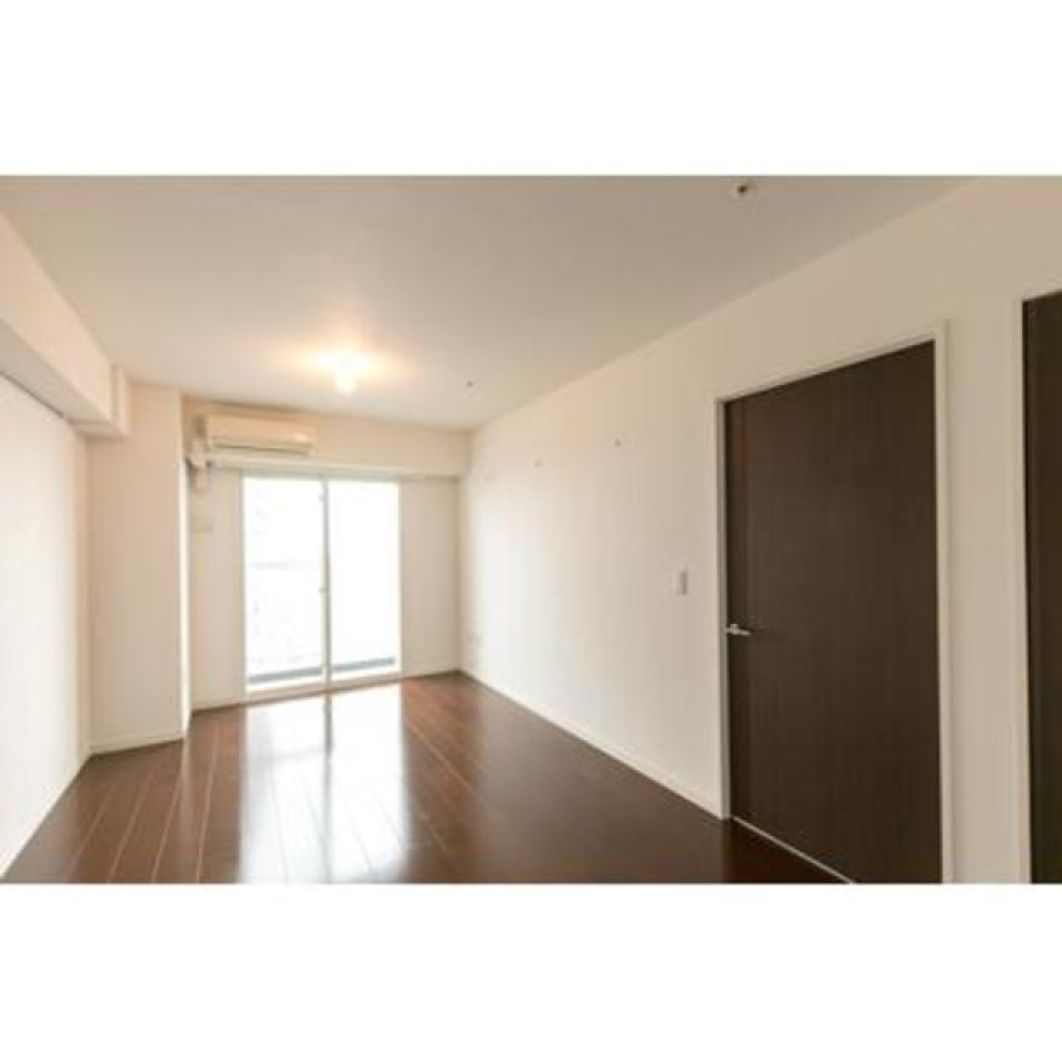 ゆとりある2LDKのお部屋です。※写真は同タイプ住戸です。