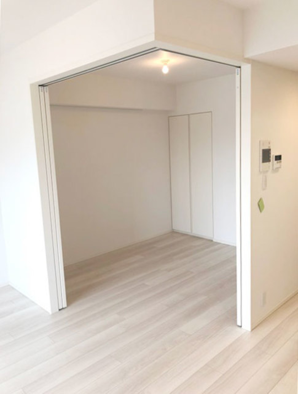 4.5帖の洋室。※写真は同タイプ住戸です。