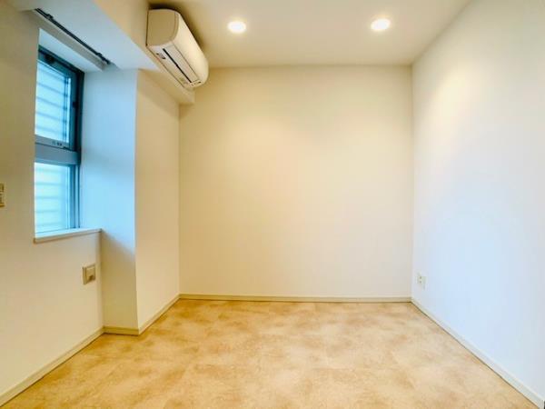 6.6帖の洋室もあります。