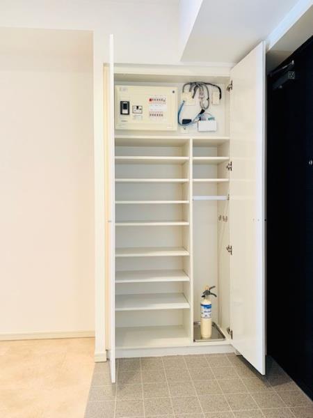 シューズボックスを開けた時の様子。