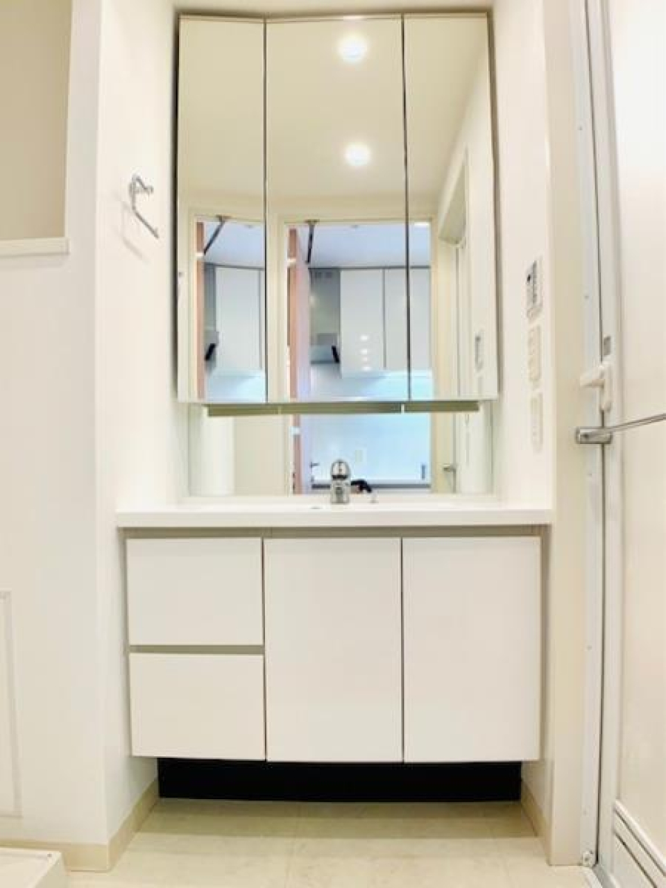 嬉しい独立洗面台。