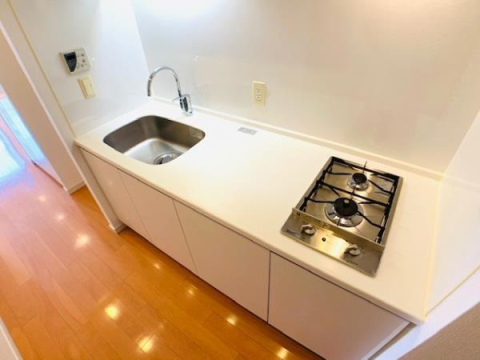 キッチンは２口コンロが導入されています。