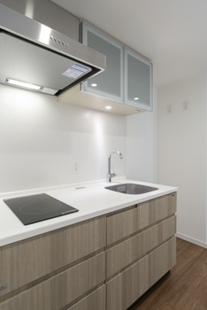 2口のIHコンロが導入されています。※写真は同タイプ住戸です。