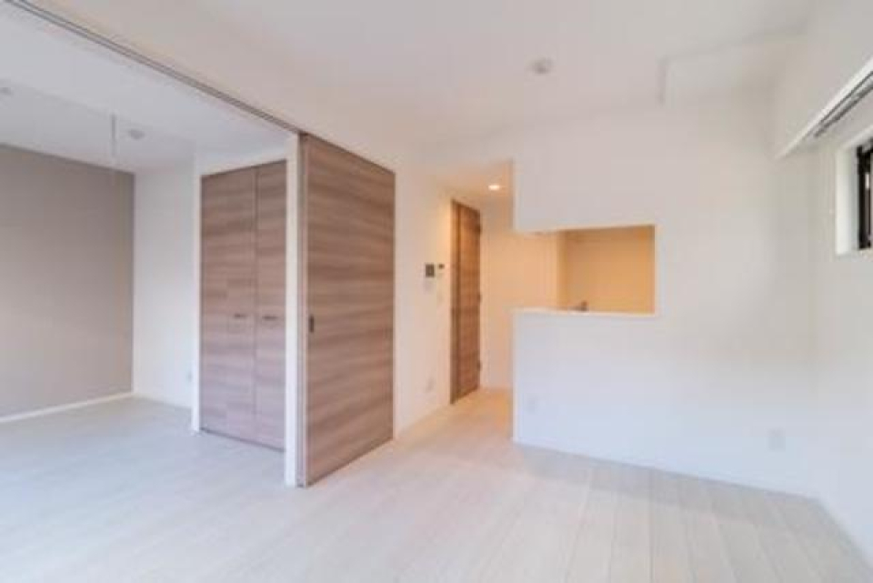 7.4帖のリビング※ダイニングです。※写真は同タイプ住戸です。