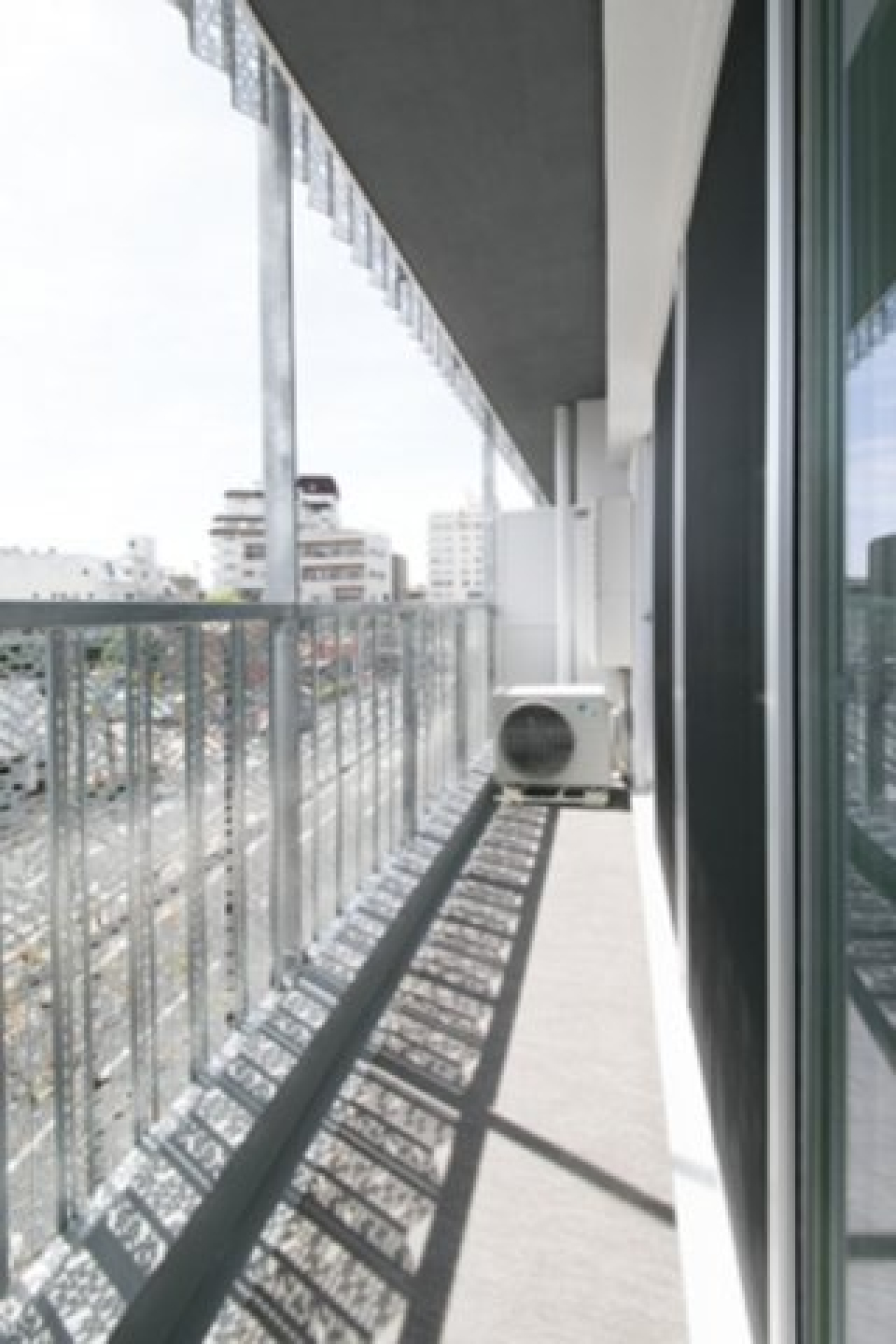 バルコニーの様子。※写真は同タイプ住戸です。