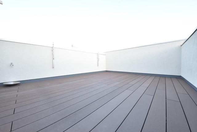 屋上テラスの様子です。