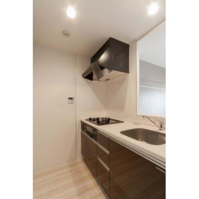 ３口のガスコンロが導入されています。※写真は同タイプ住戸です。