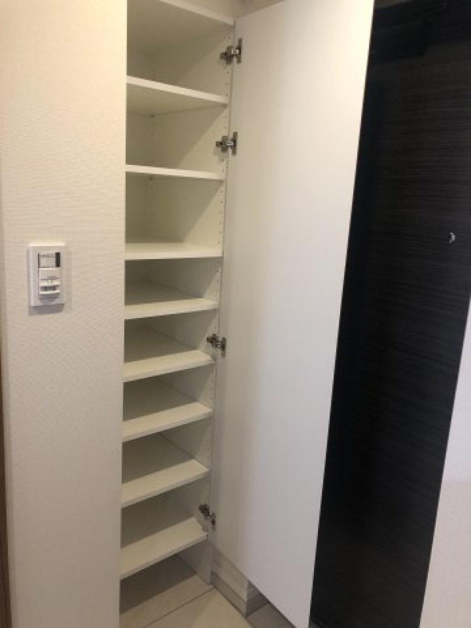 シューズボックスを開けた時の様子。