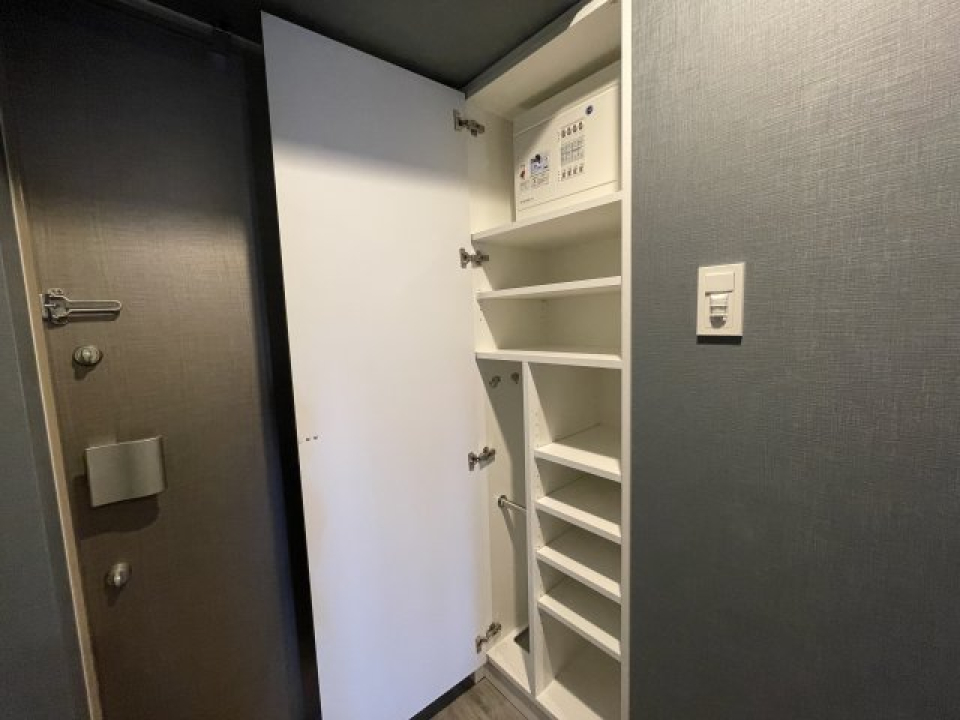 シューズボックス