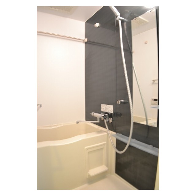 清潔感のある浴室