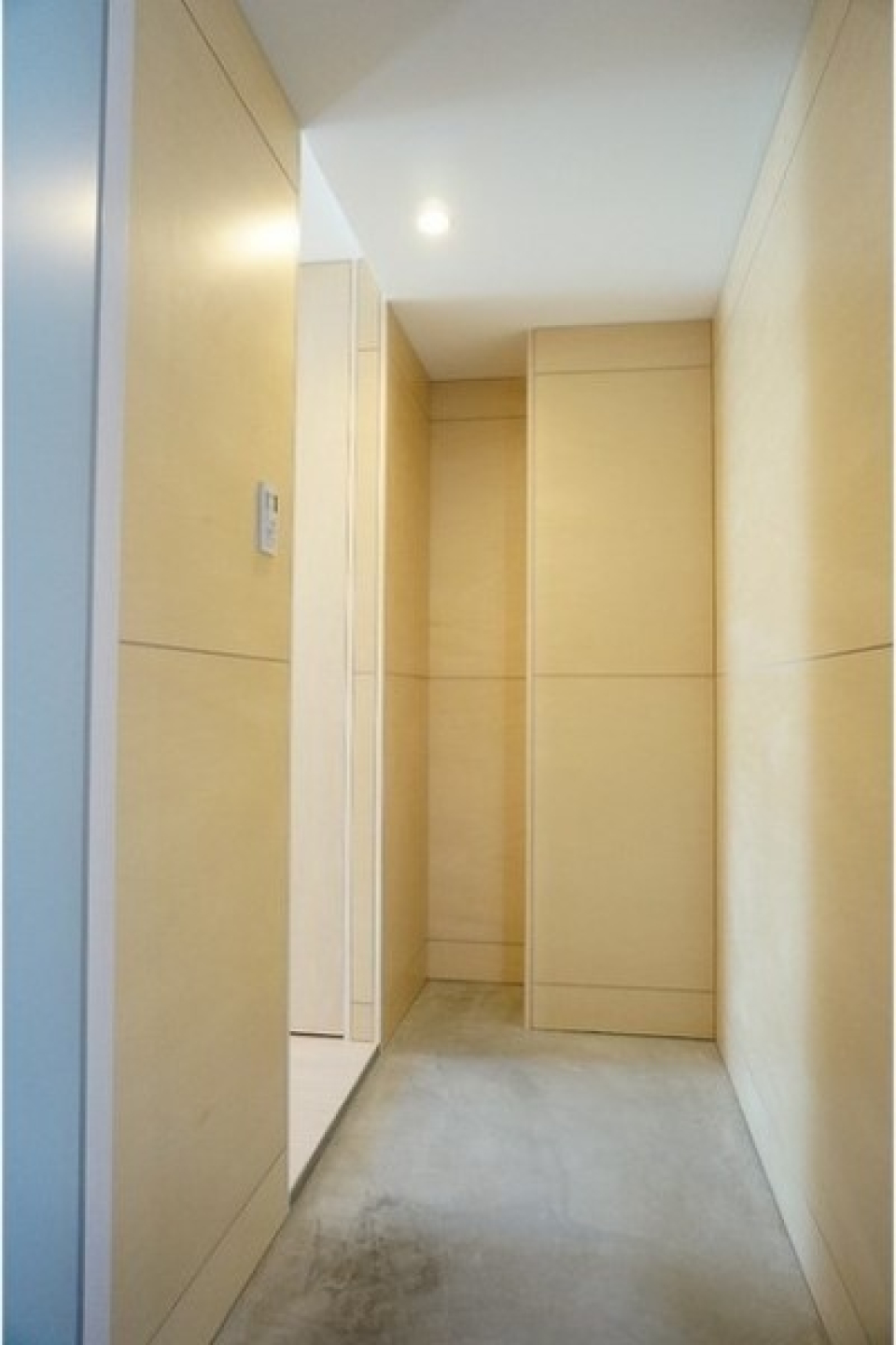 少し広めな土間にはコンパクトな自転車なら置けそうかな？